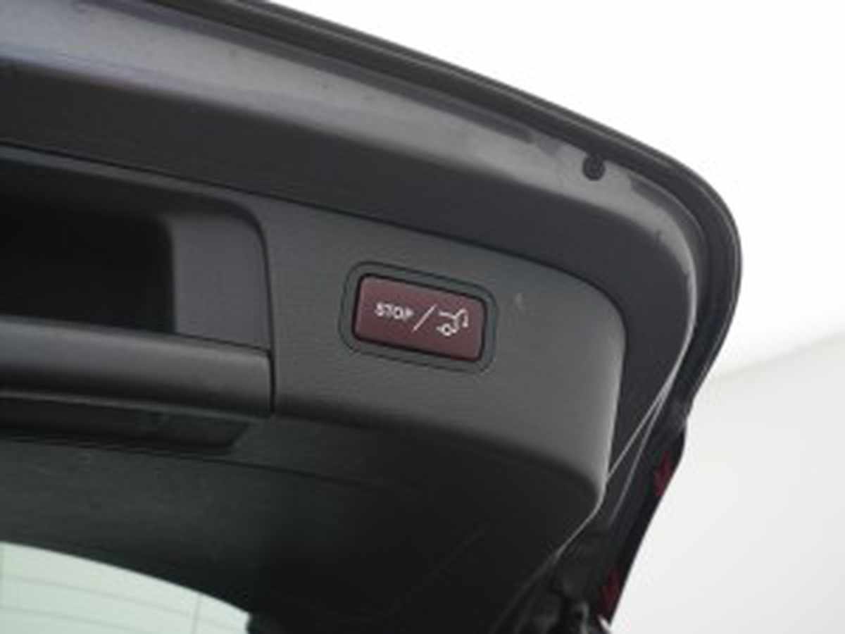 mercedes-benz-gla-180-cdi-2016-diesel-1461cc