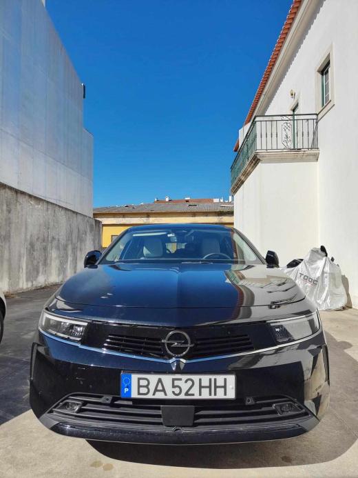 opel-astra-hybrid-2023-hibrido-plug-in-1598cc