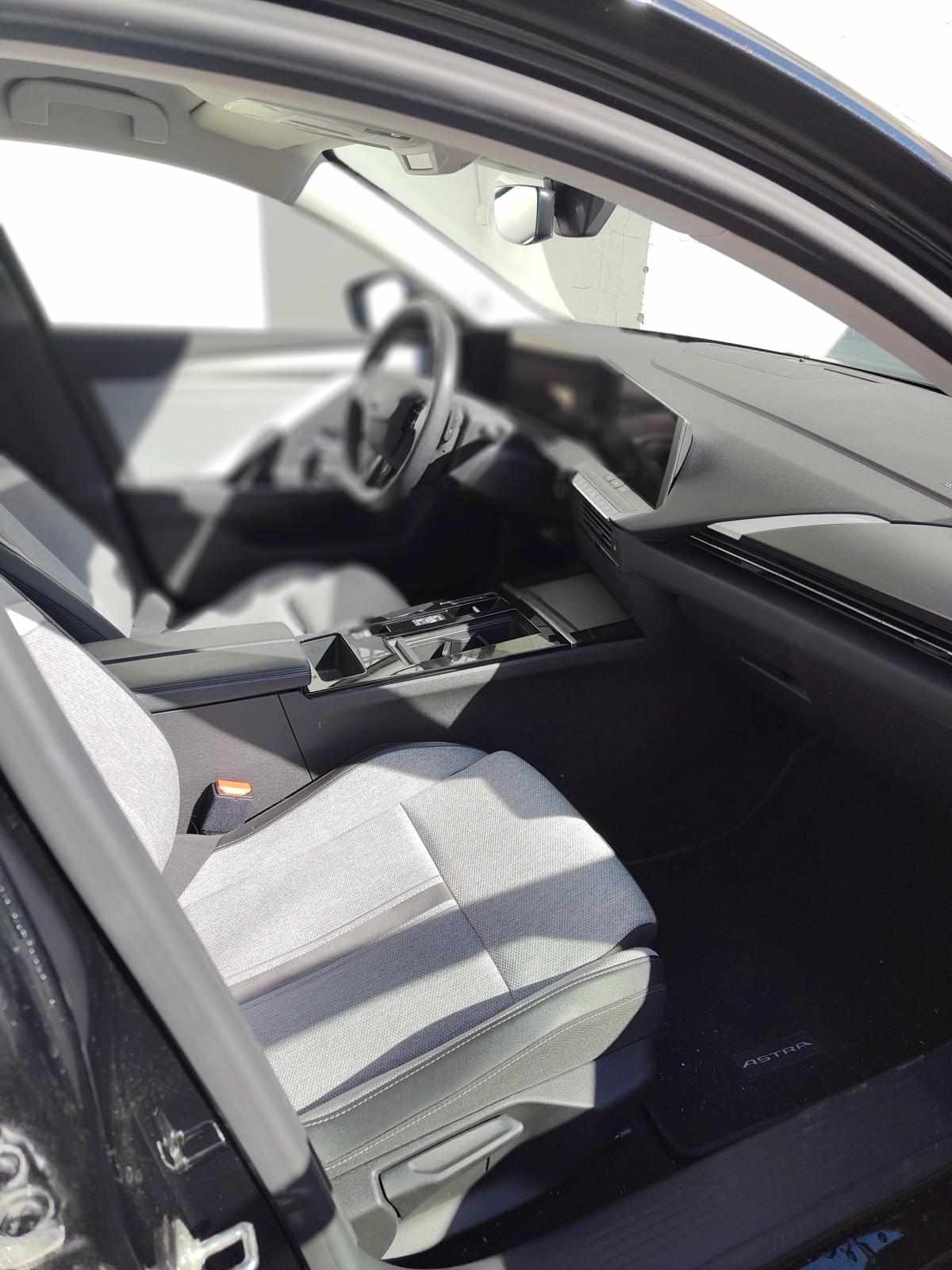 opel-astra-hybrid-2023-hibrido-plug-in-1598cc
