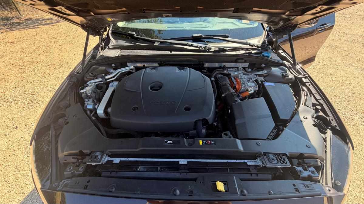 volvo-v60-recharge-2-0-t6-phev-2020-gasolina-1969cc