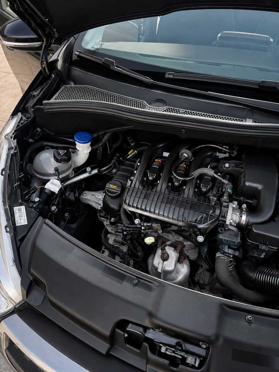 peugeot-208-1-2-vti-2019-gasolina-1199cc