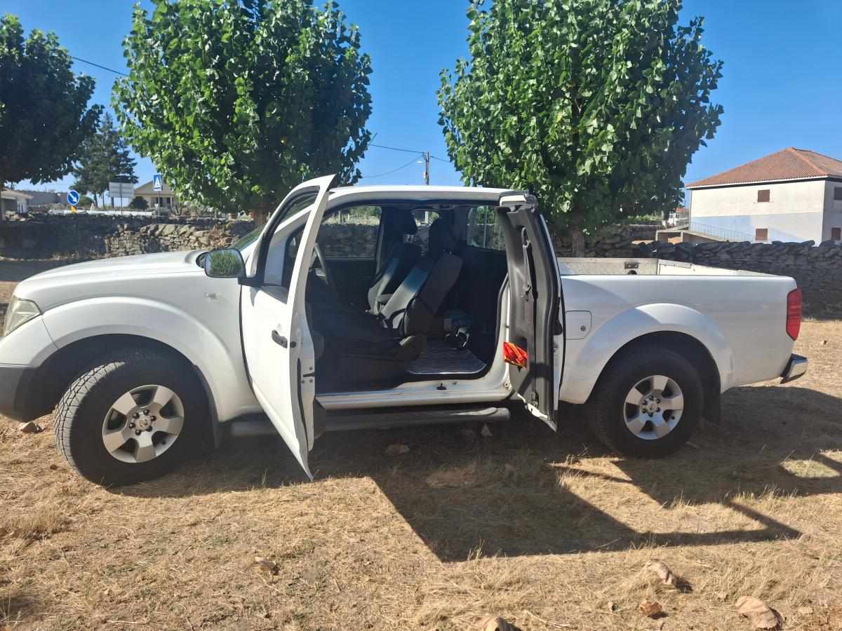 nissan-navara-2-5-174cv-2006-diesel-2488cc