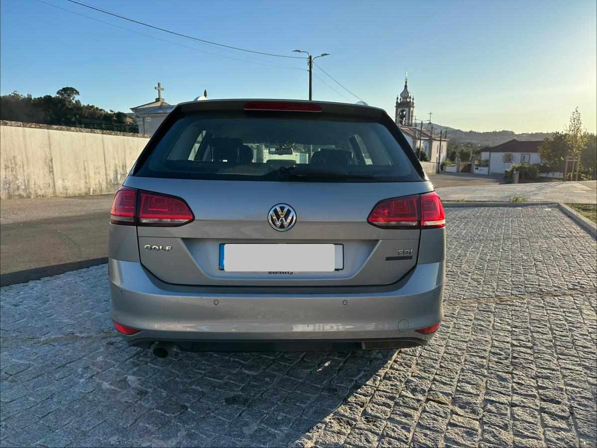 volkswagen-golf-1-6-tdi-bluemotion-2015-diesel-1598cc