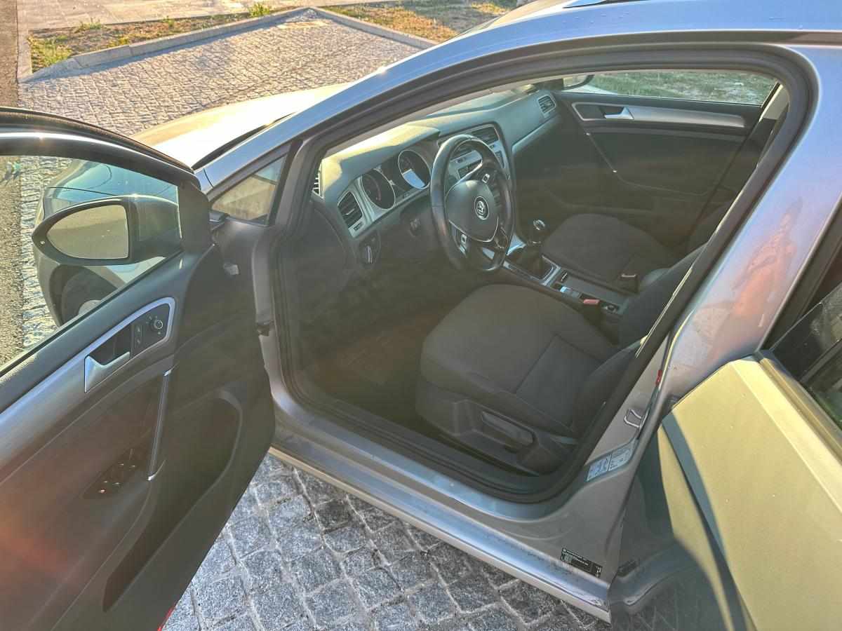 volkswagen-golf-1-6-tdi-bluemotion-2015-diesel-1598cc
