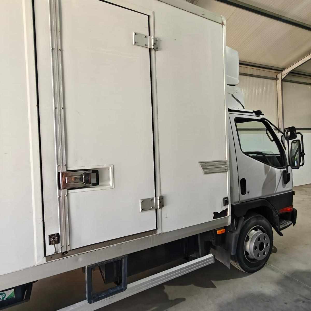 mitsubishi-canter-3-9-143cv-2001-diesel-3908cc
