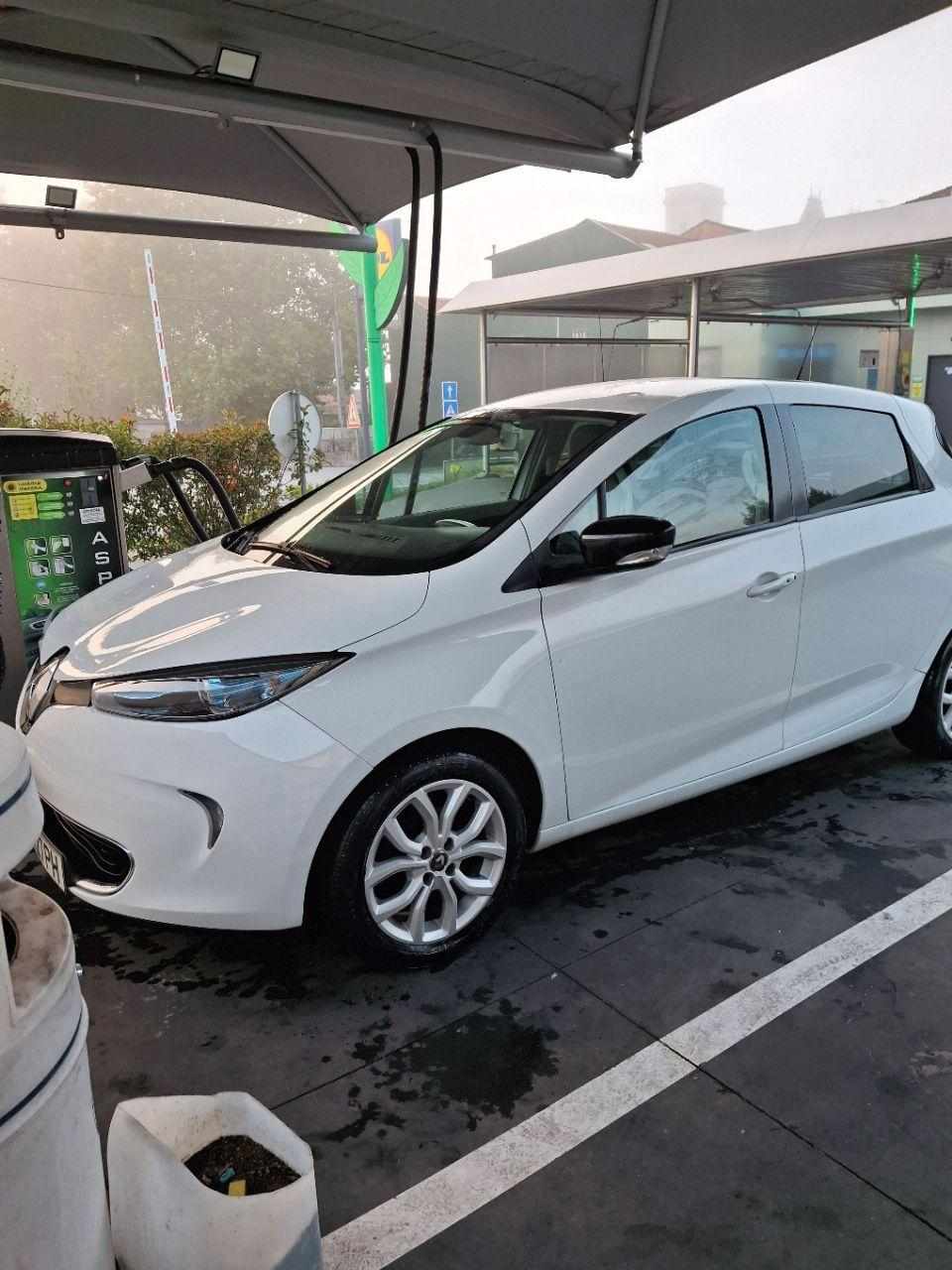 renault-zoe-q90-41-kwh-2016-eletrico