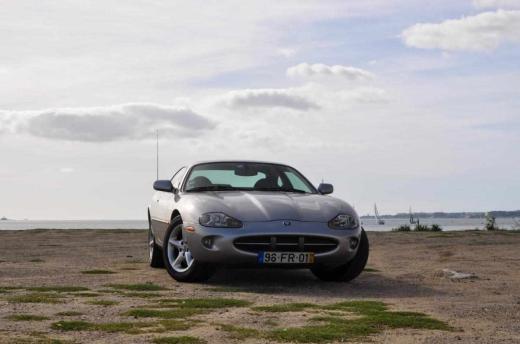 jaguar-xk8-coupe-v8-4-2-2004-gasolina-4200cc