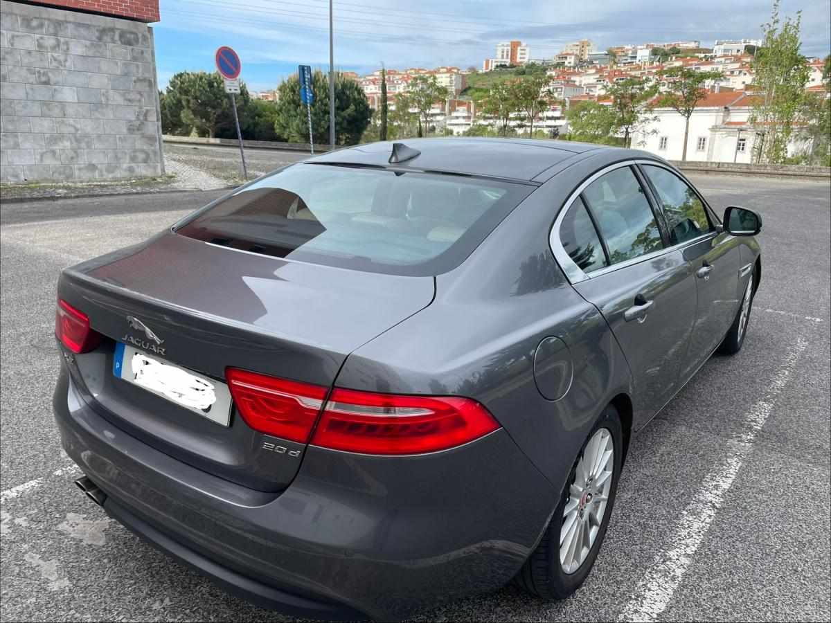 jaguar-xe-20d-2015-diesel-1999cc