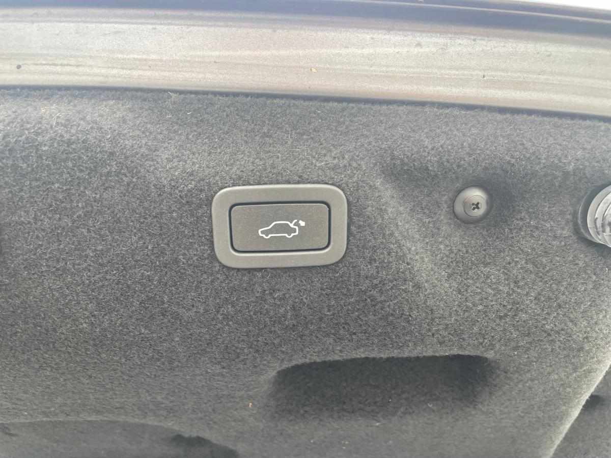 jaguar-xe-20d-2015-diesel-1999cc