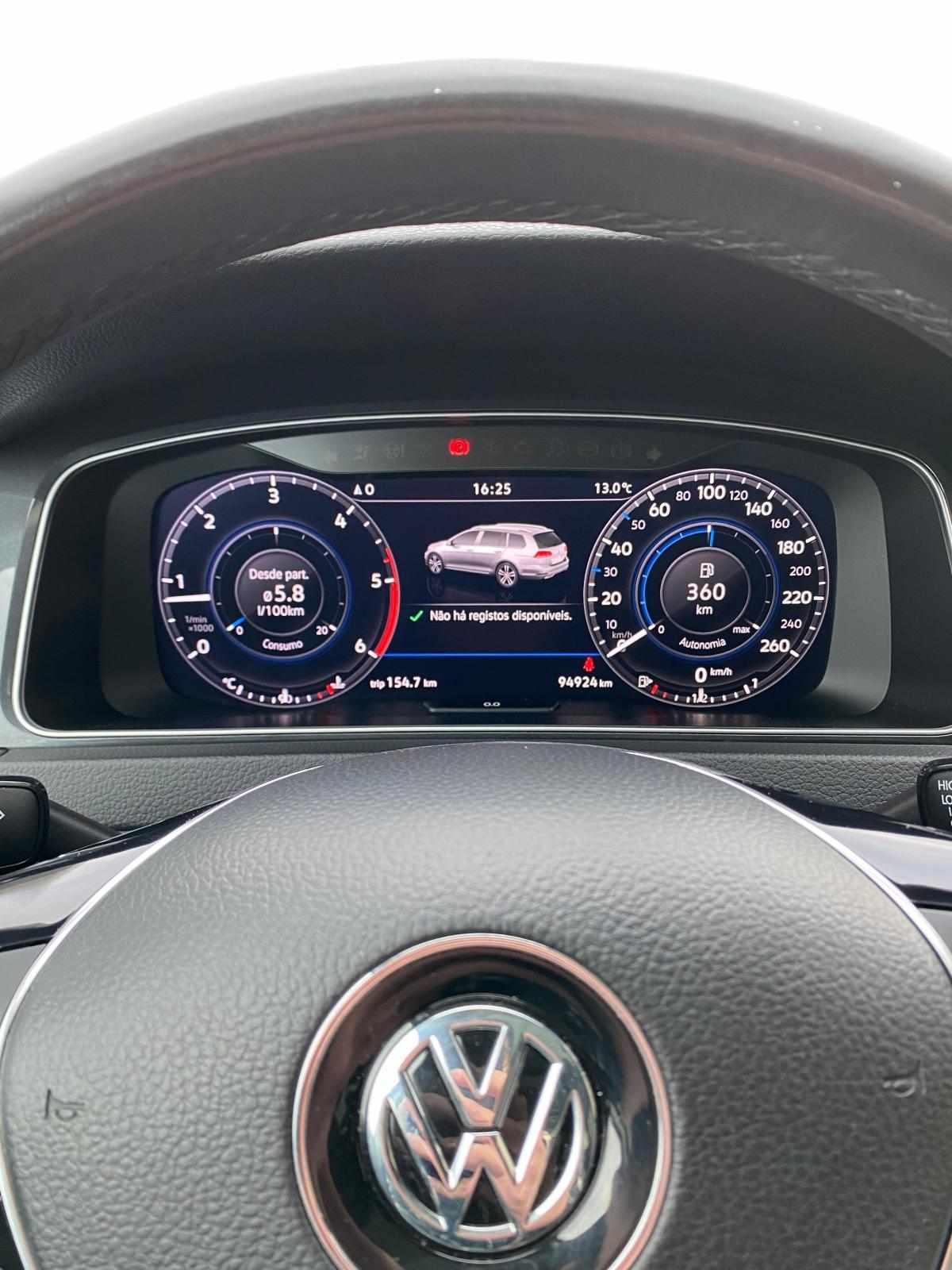 volkswagen-golf-1-6-tdi-bluemotion-2020-diesel-1598cc