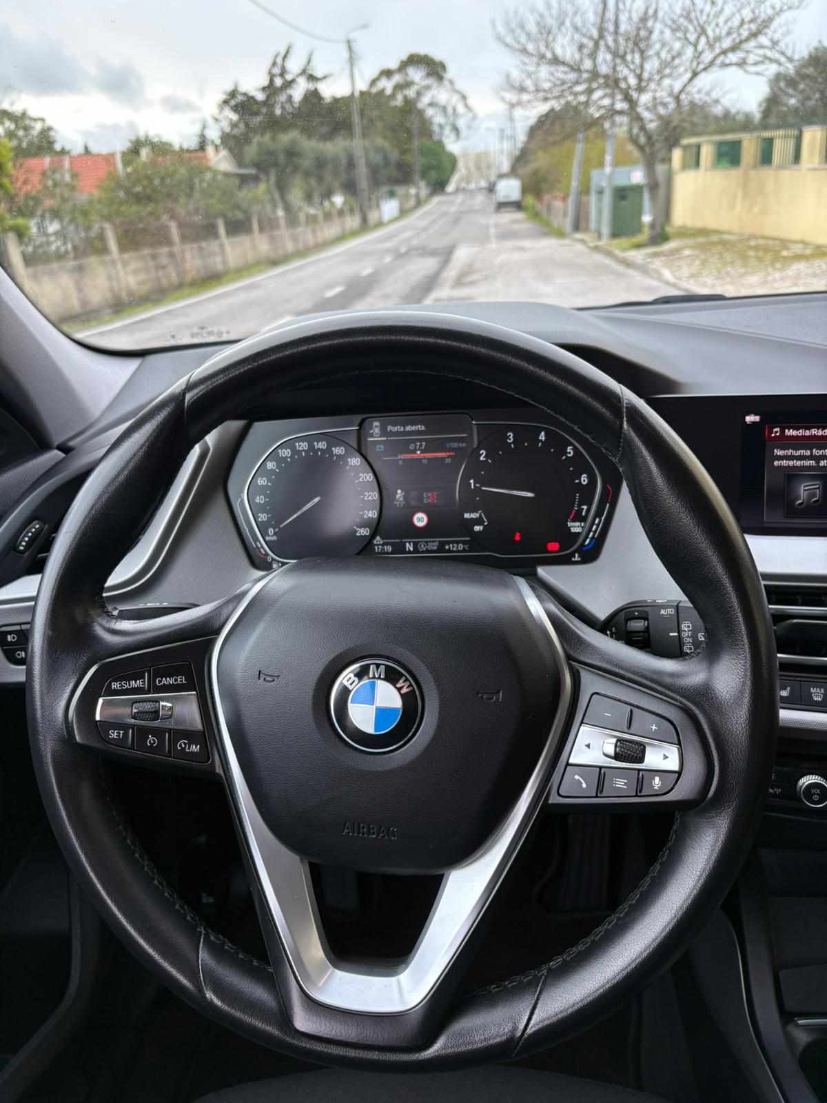 bmw-serie-1-118i-2020-gasolina-1499cc