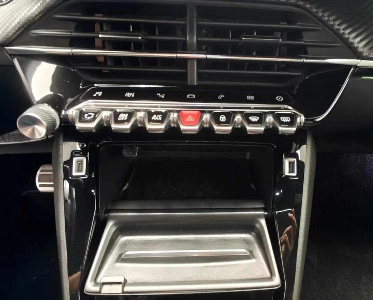 peugeot-208-1-2-puretech-2021-gasolina-1199cc