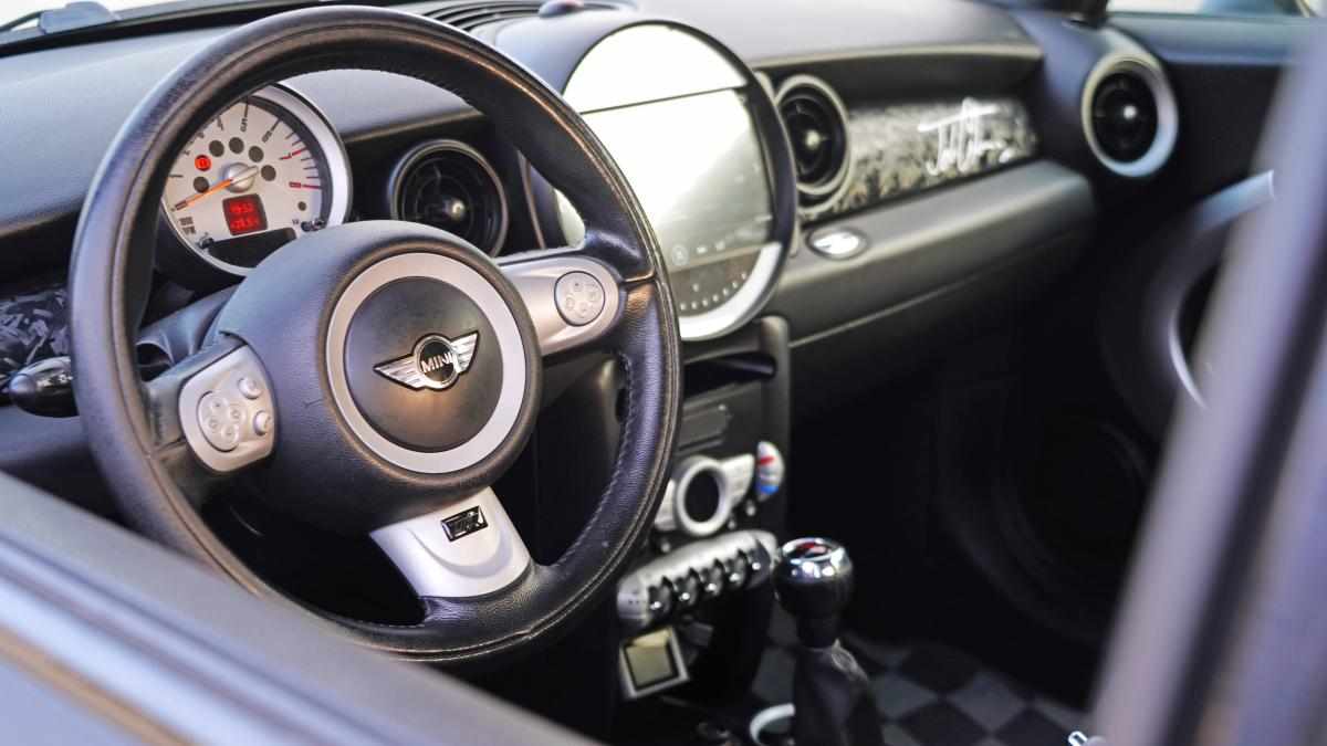 mini-hatch-2009-gasolina-1598cc