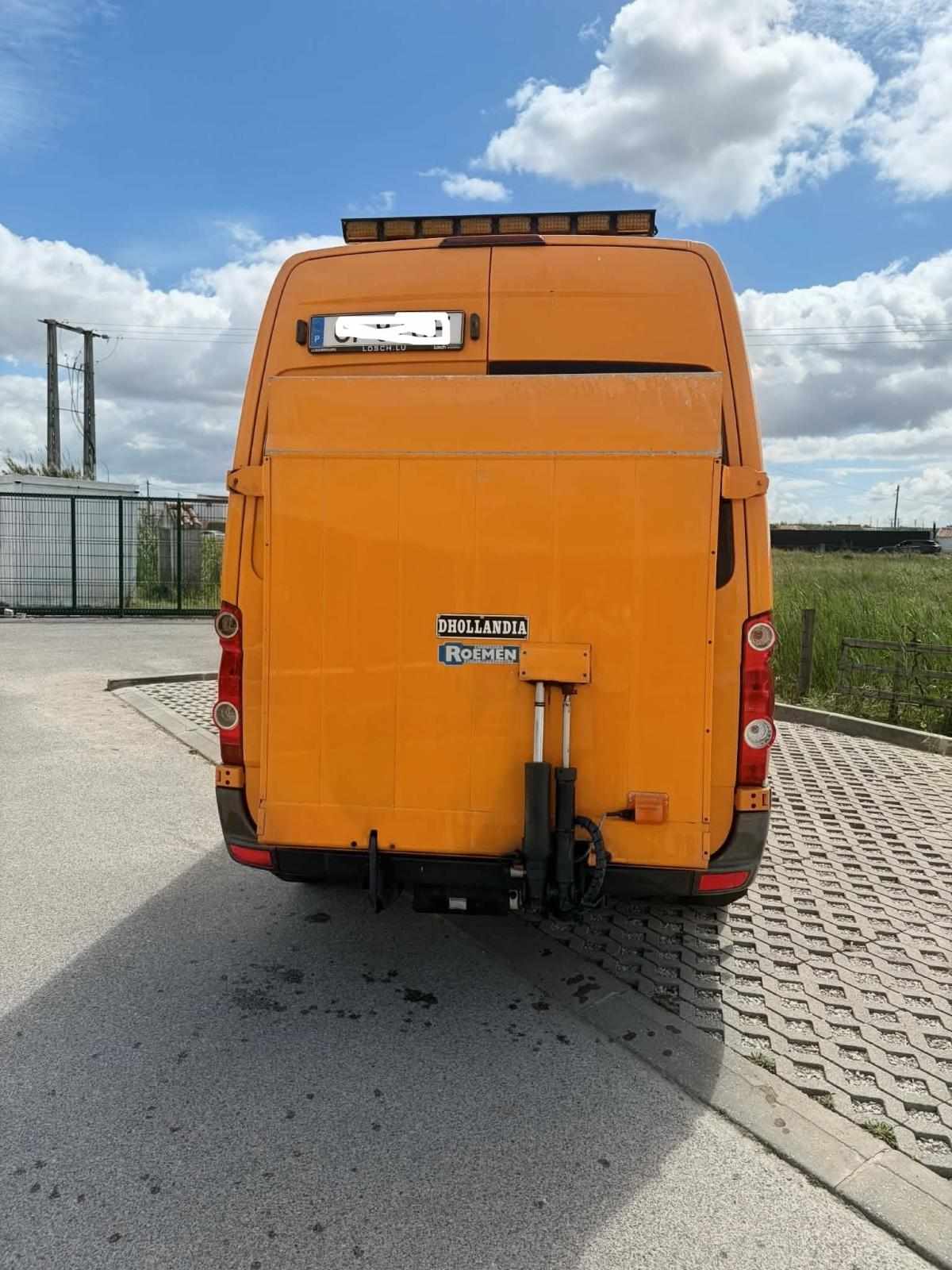 volkswagen-crafter-2-5-136cv-2010-diesel-2461cc