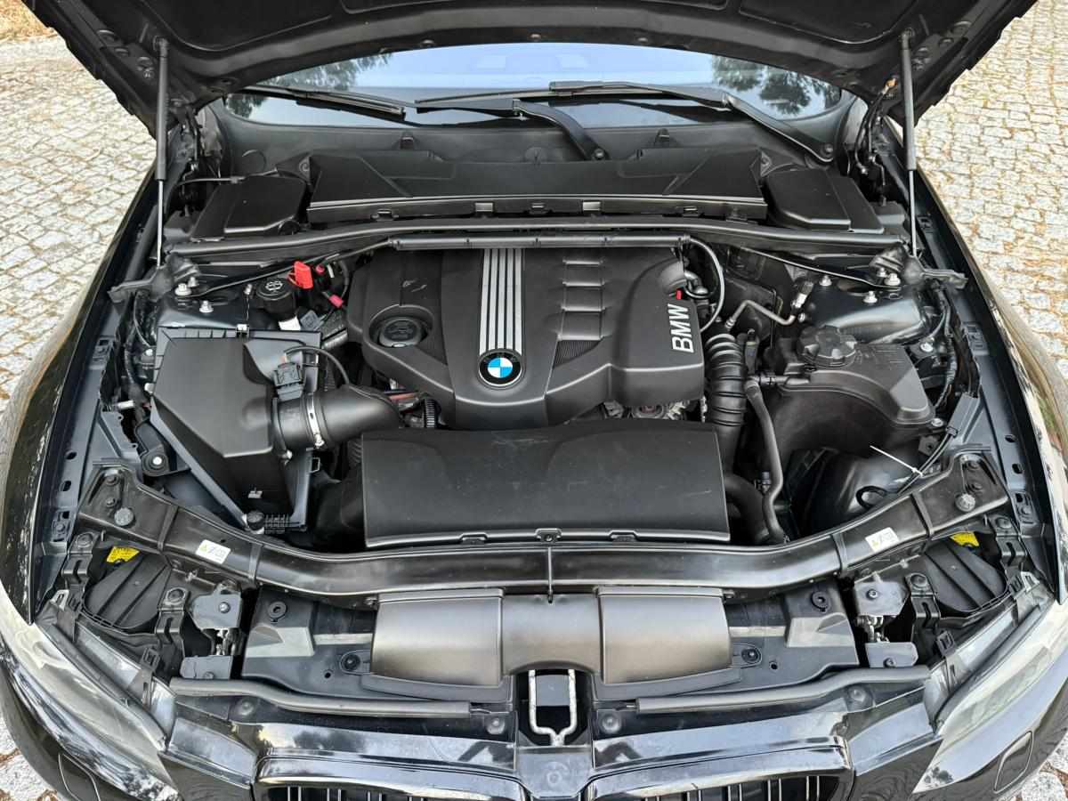 bmw-serie-3-320d-2009-diesel-1995cc