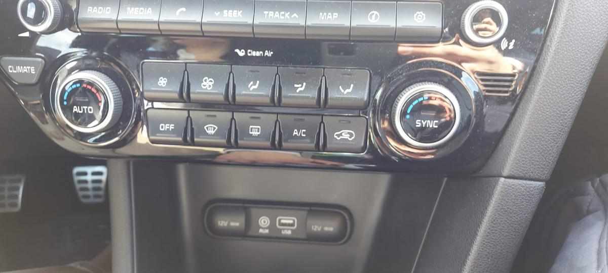 kia-sportage-2-0-crdi-awd-2016-diesel-2000cc