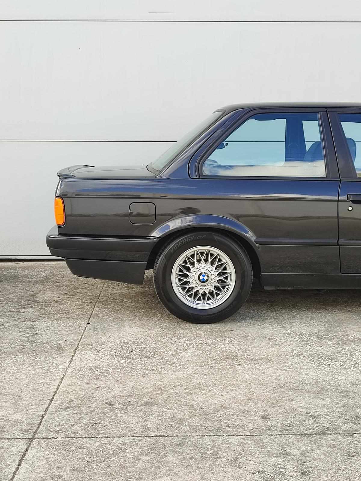bmw-serie-3-318is-1990-gasolina-1795cc