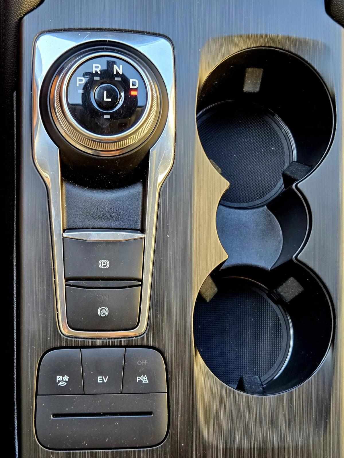ford-kuga-plug-in-hybrid-2022-gasolina-2488cc