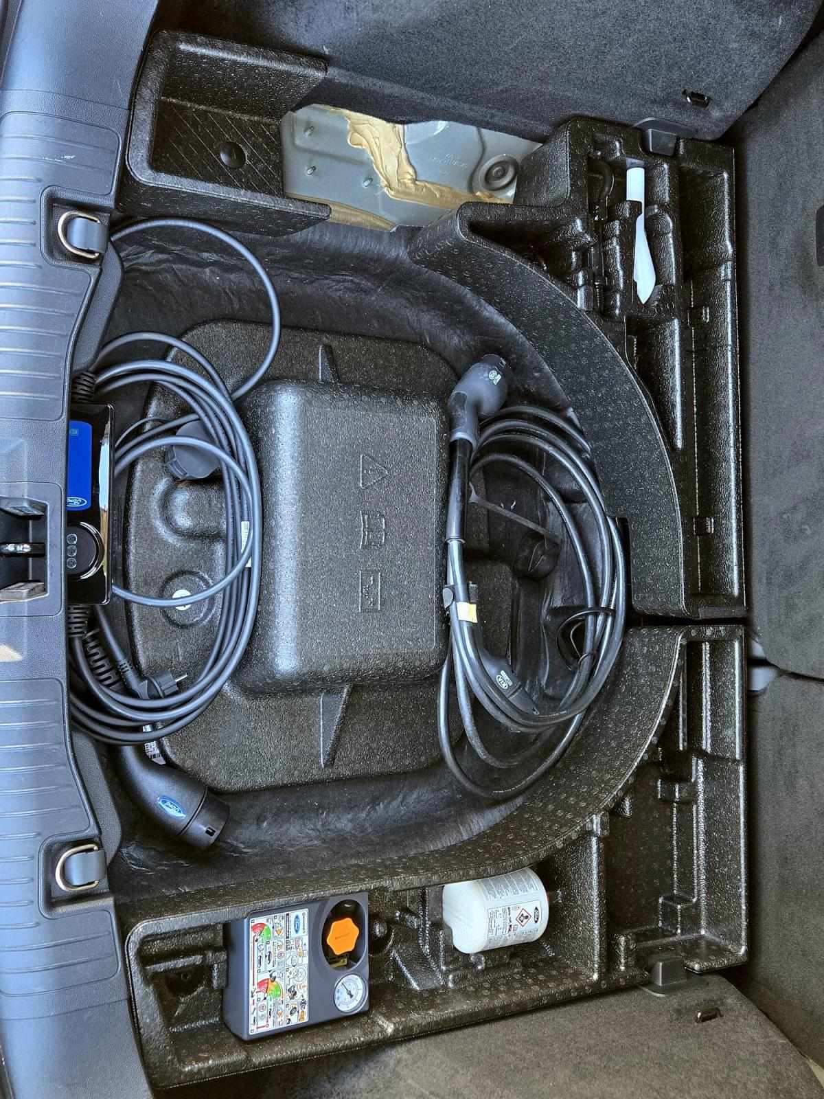 ford-kuga-plug-in-hybrid-2022-gasolina-2488cc