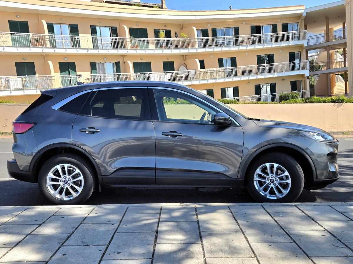 ford-kuga-plug-in-hybrid-2022-gasolina-2488cc