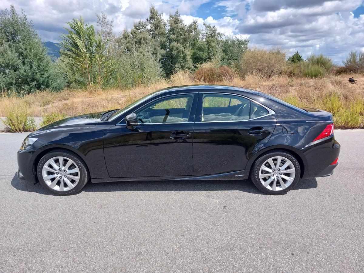 lexus-is-300h-2-5-2014-gasolina-2494cc