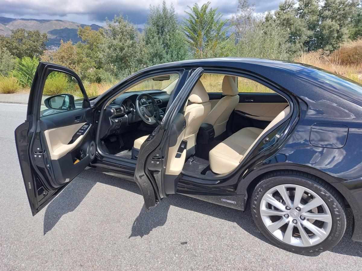 lexus-is-300h-2-5-2014-gasolina-2494cc