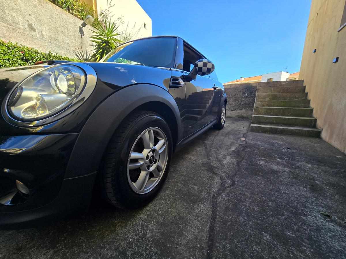 mini-hatch-d-1-6-2011-diesel-1598cc