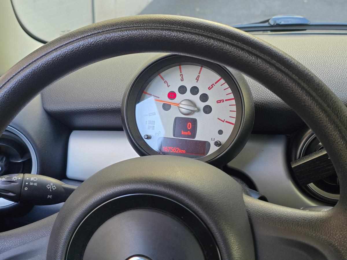mini-hatch-d-1-6-2011-diesel-1598cc