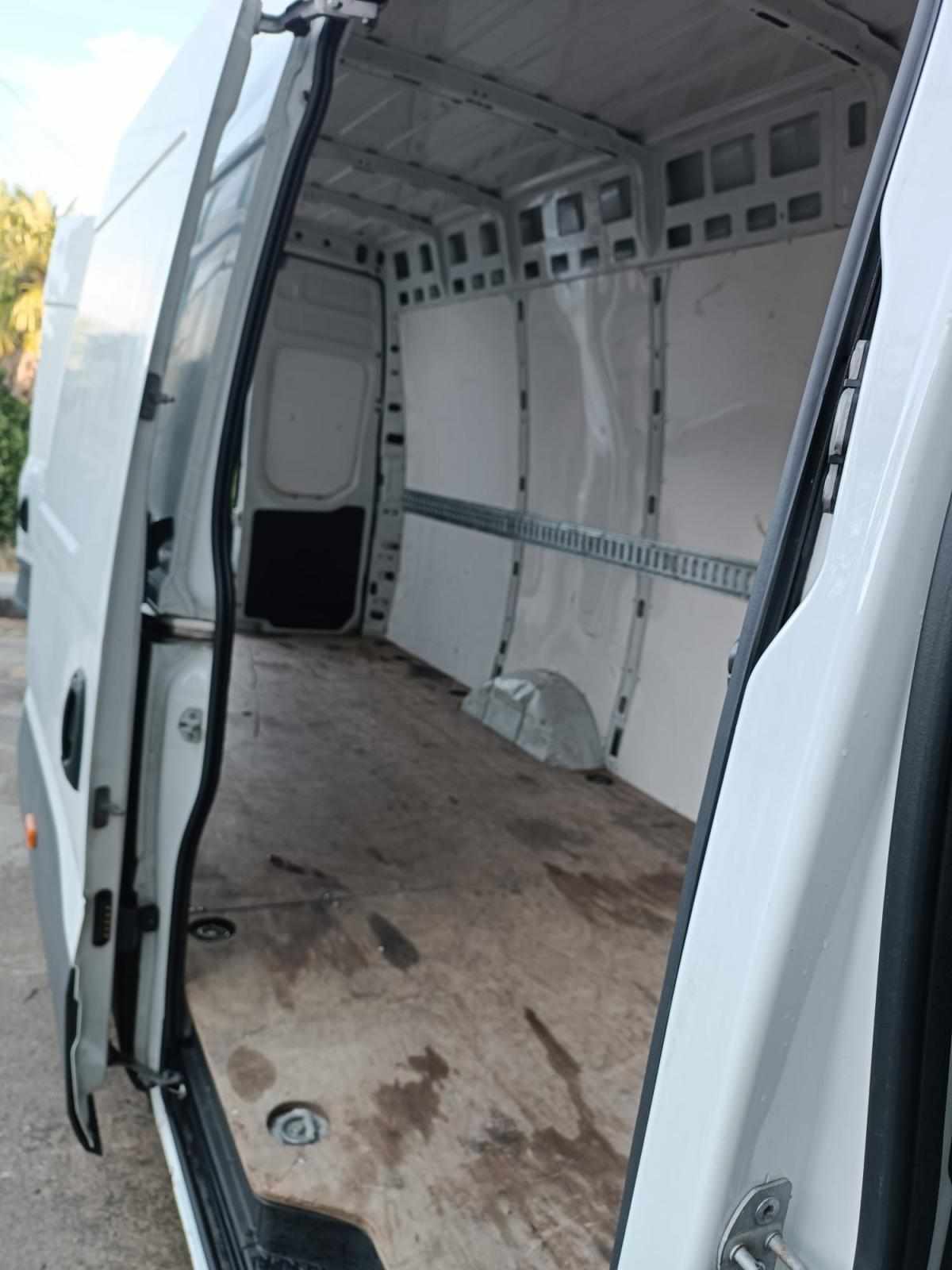 iveco-daily-daily-2022-diesel-2286cc