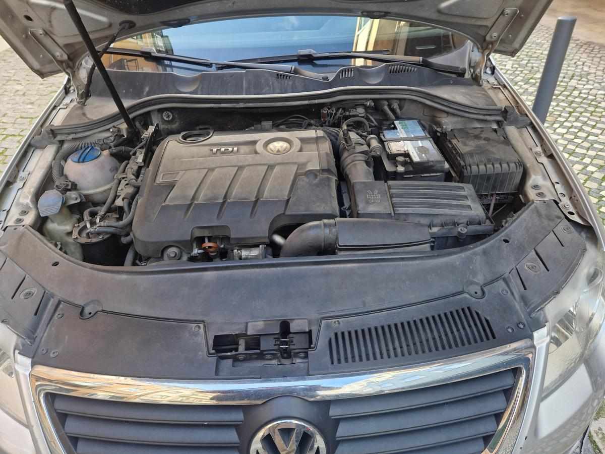 volkswagen-passat-2-0-tdi-2009-diesel-1968cc