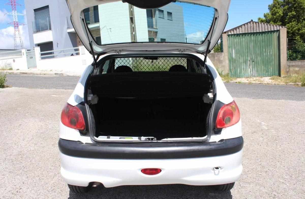 peugeot-206-1-4-hdi-2004-diesel-1398cc