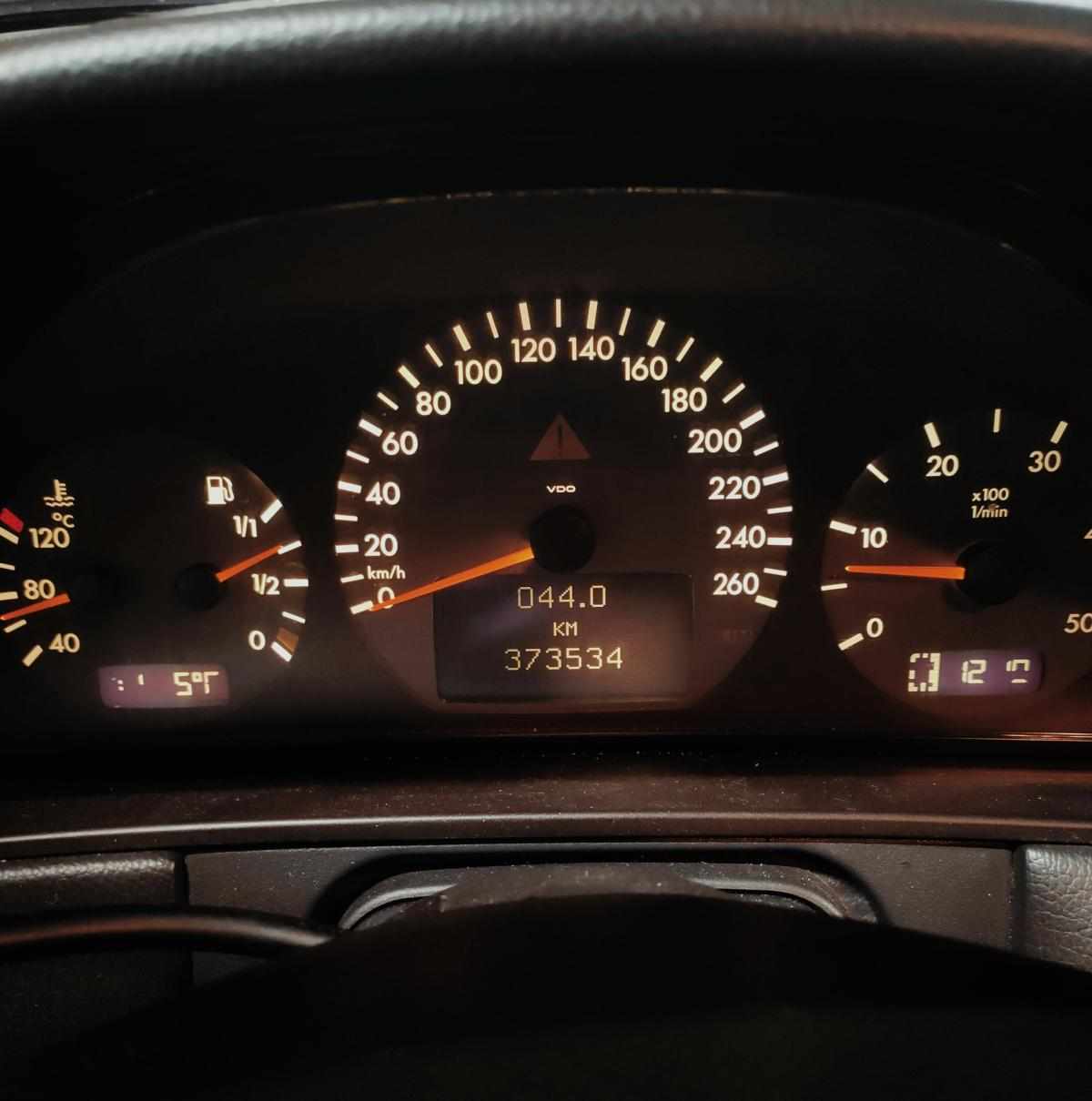 mercedes-benz-classe-e-e-320-cdi-2001-diesel-3226cc