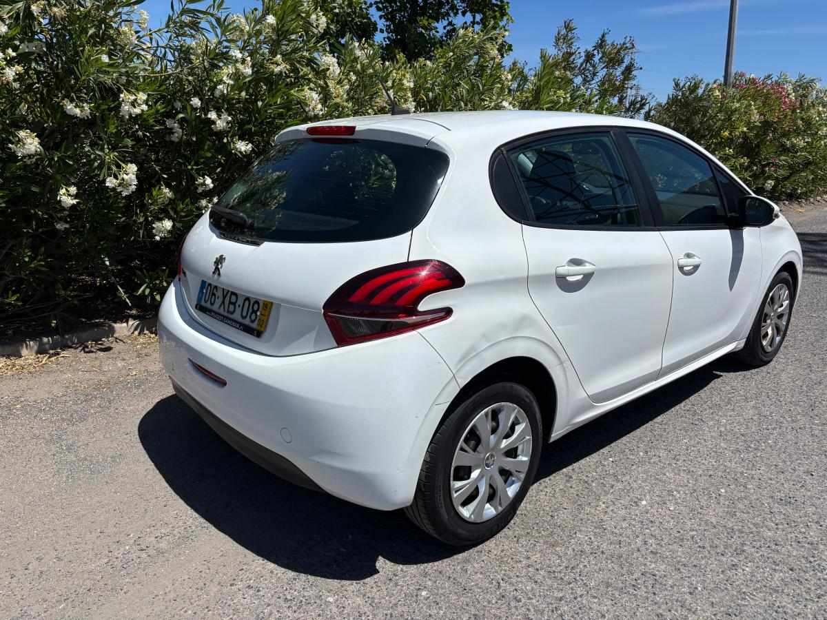 peugeot-208-1-5-bluehdi-2019-diesel-1499cc