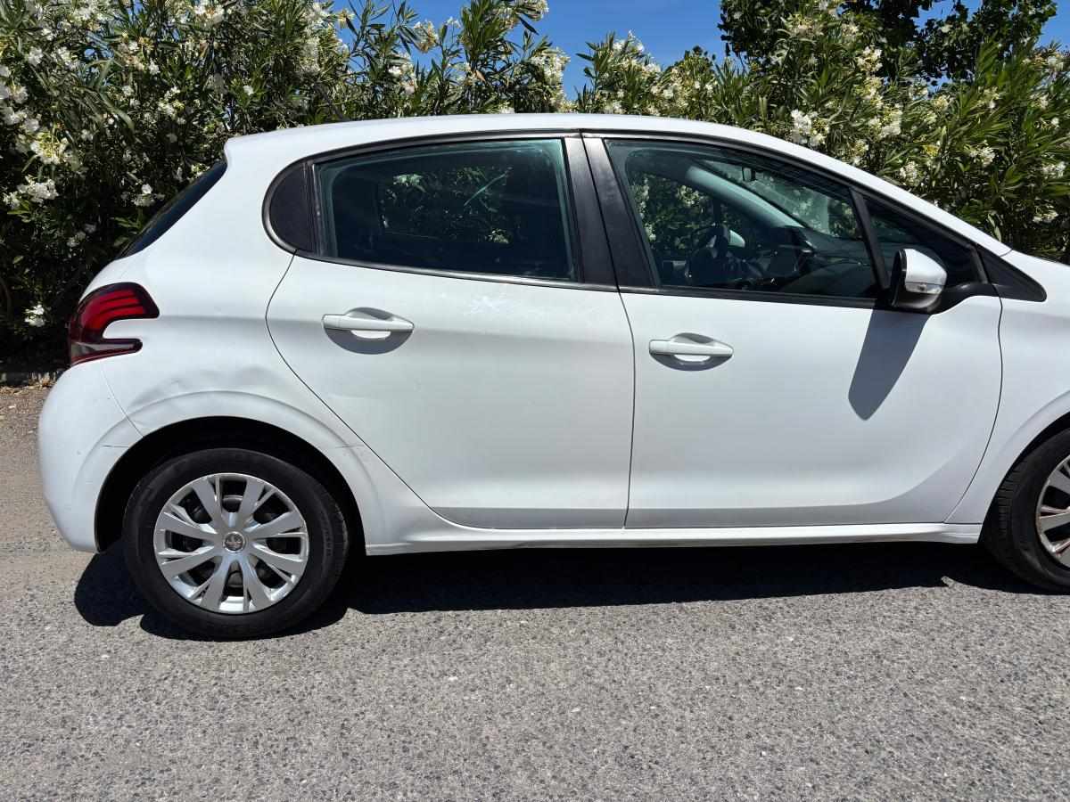 peugeot-208-1-5-bluehdi-2019-diesel-1499cc