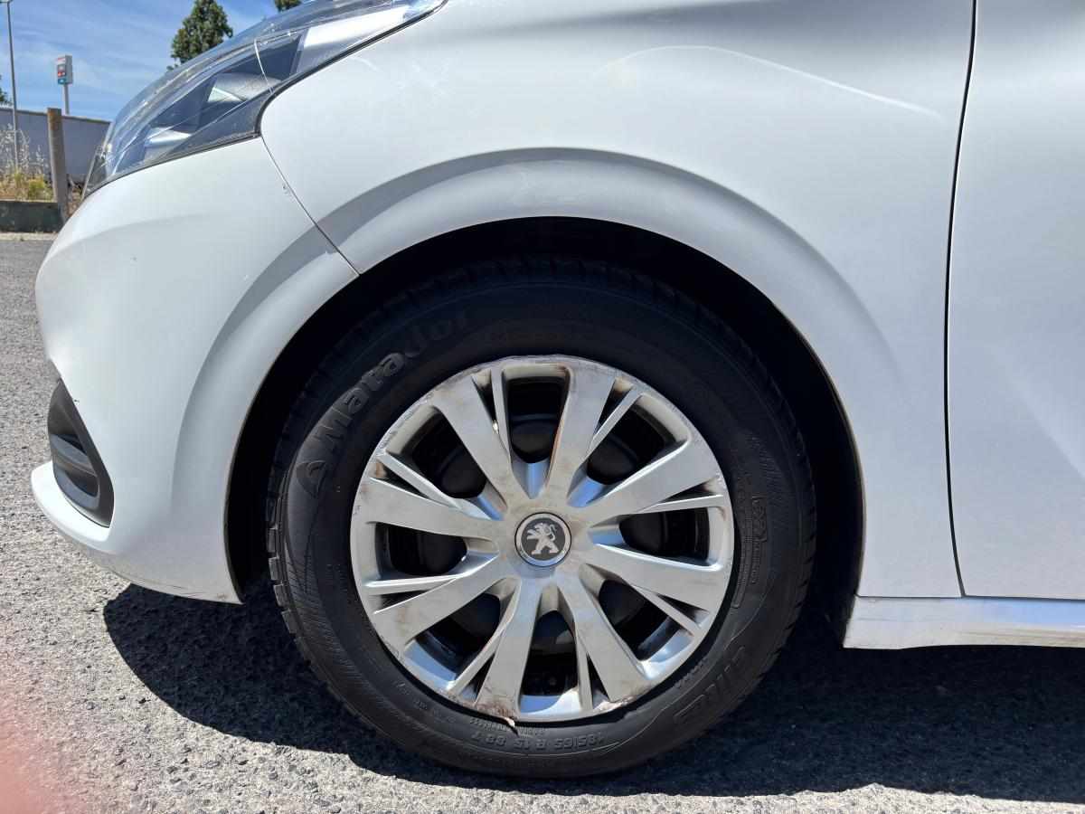 peugeot-208-1-5-bluehdi-2019-diesel-1499cc