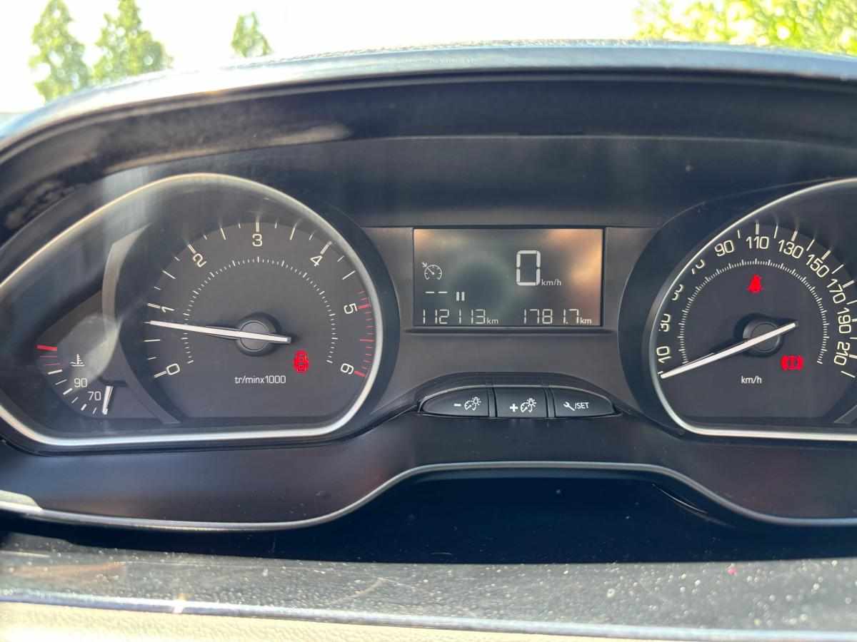 peugeot-208-1-5-bluehdi-2019-diesel-1499cc