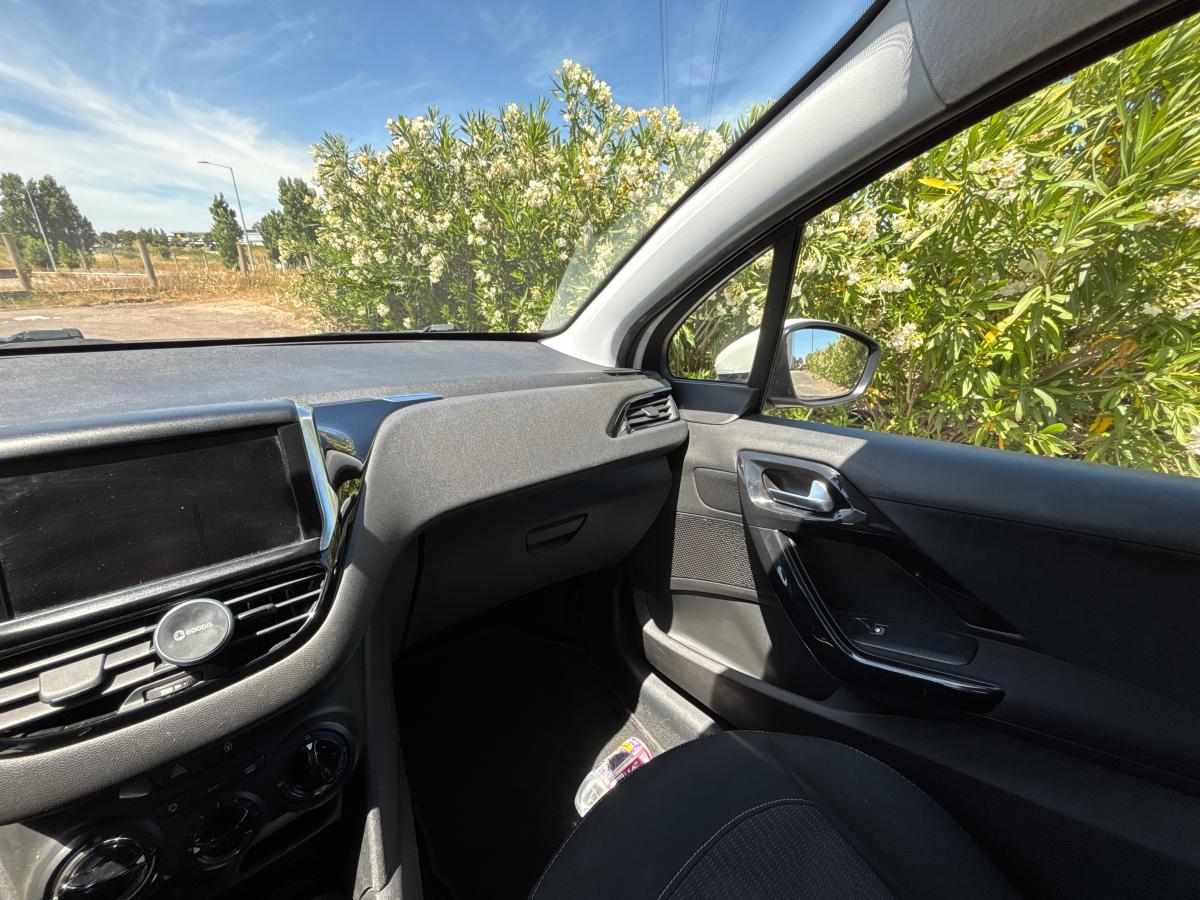 peugeot-208-1-5-bluehdi-2019-diesel-1499cc