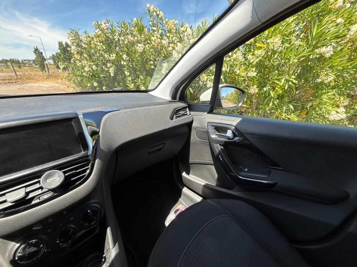 peugeot-208-1-5-bluehdi-2019-diesel-1499cc