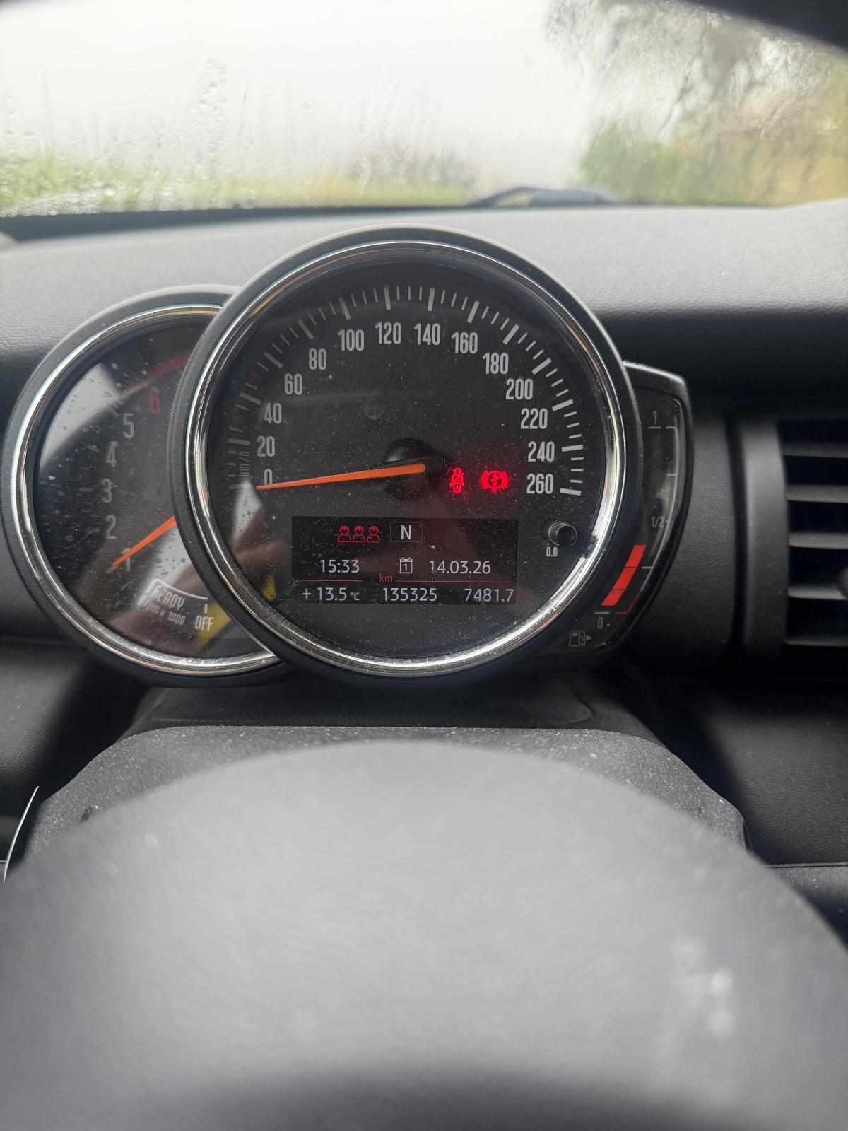 mini-hatch-one-d-2018-diesel-1496cc