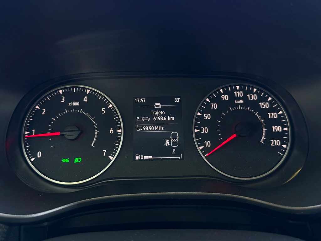 dacia-sandero-1-0-sce-2023-gasolina-999cc