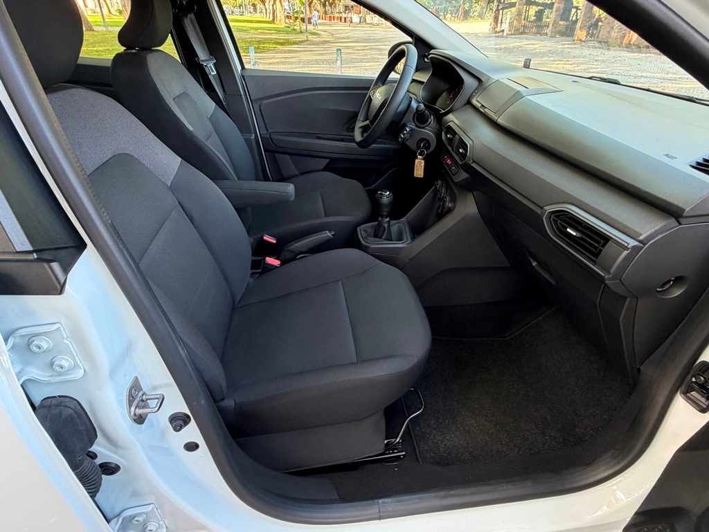 dacia-sandero-1-0-sce-2023-gasolina-999cc