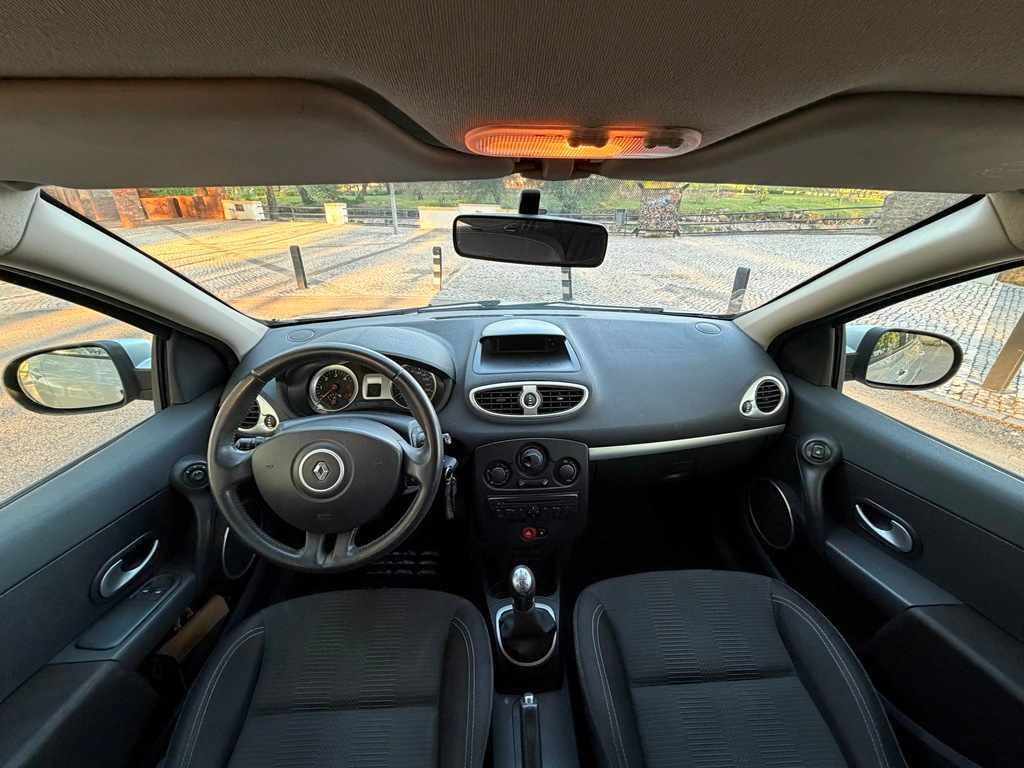 renault-clio-1-5-dci-2011-diesel-1461cc
