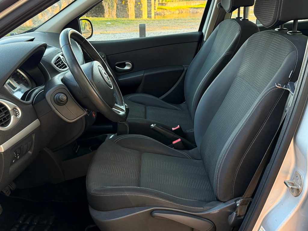renault-clio-1-5-dci-2011-diesel-1461cc