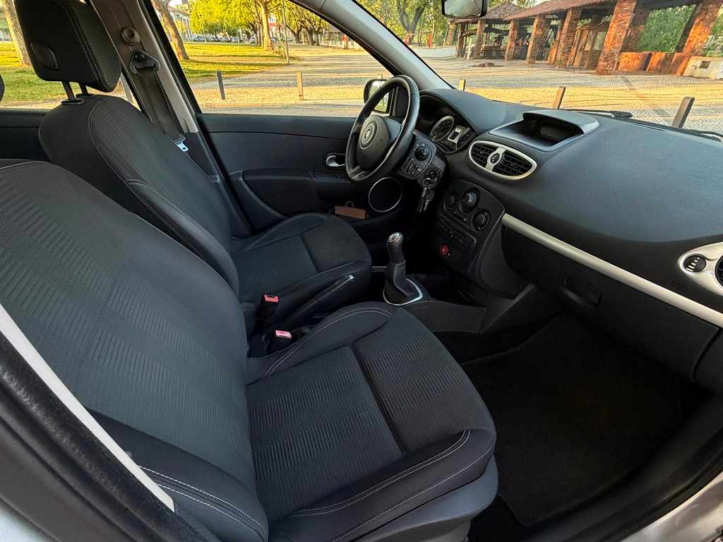 renault-clio-1-5-dci-2011-diesel-1461cc