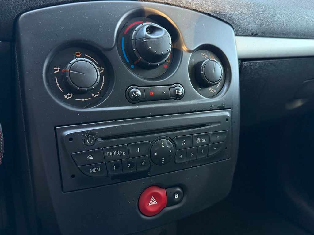 renault-clio-1-5-dci-2011-diesel-1461cc