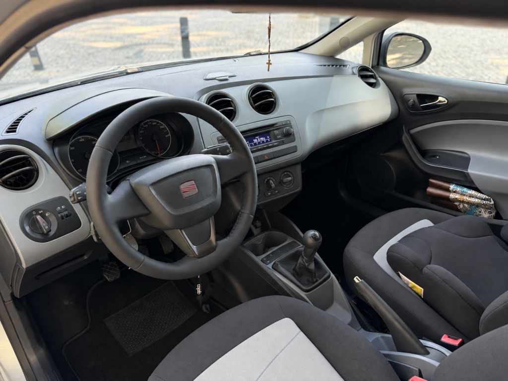 seat-ibiza-1-2-tdi-ecomotive-2013-diesel-1199cc