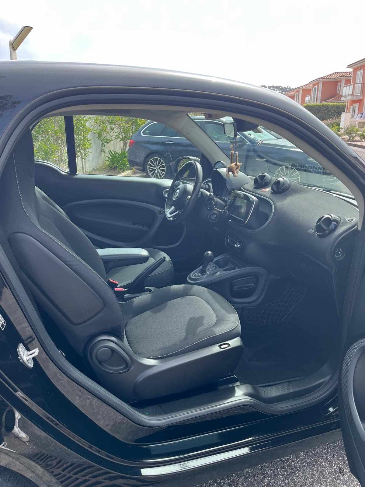 smart-fortwo-17-6-kwh-2017-eletrico