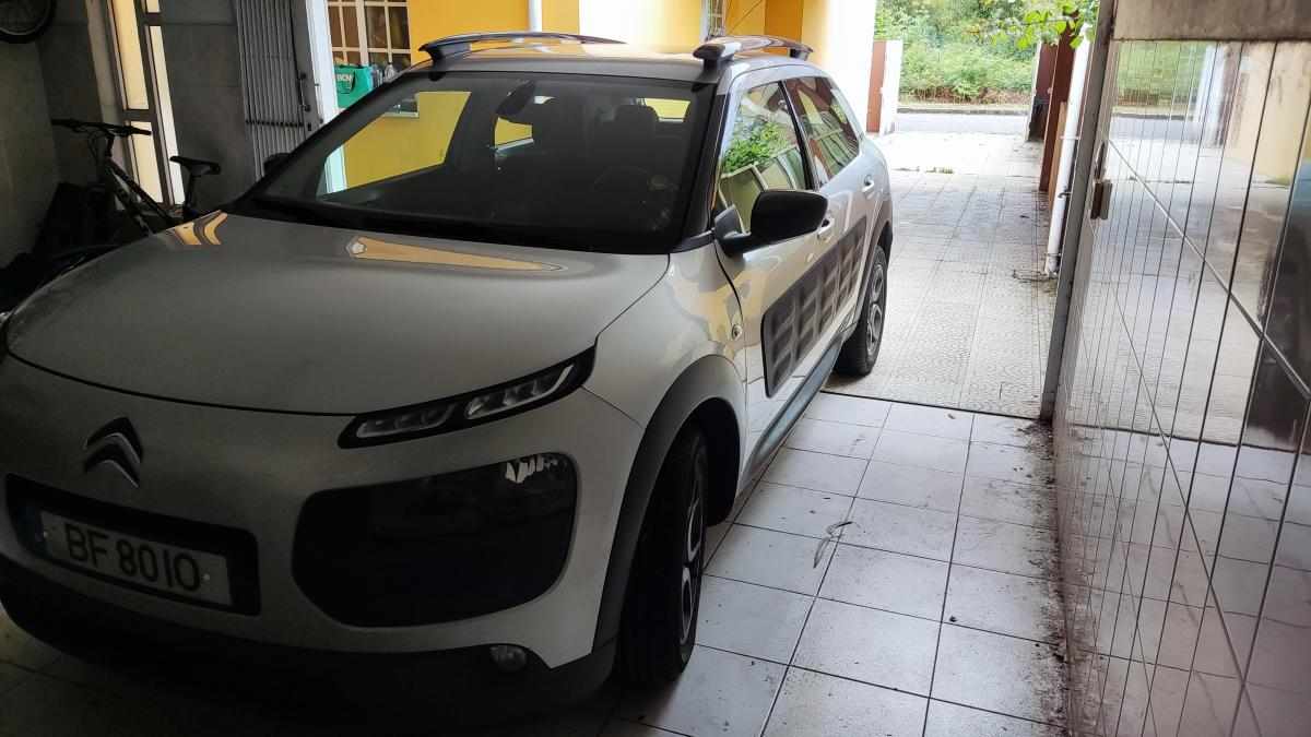 citroen-c4-cactus-1-6-bluehdi-2015-diesel-1560cc
