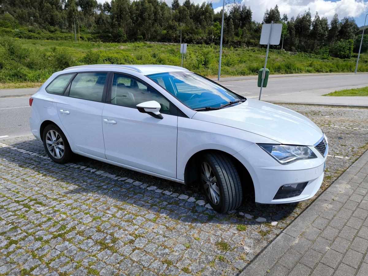 seat-leon-1-6-tdi-2018-diesel-1598cc