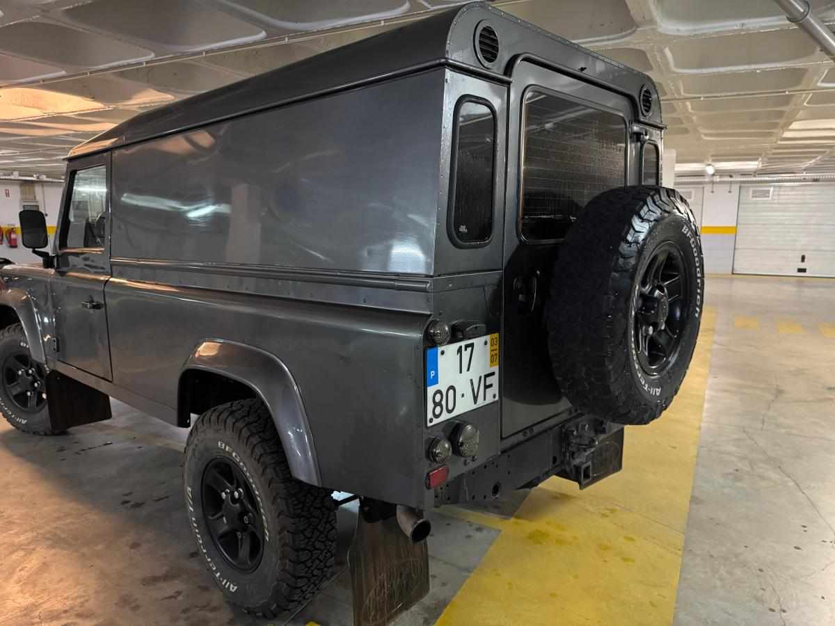 land-rover-defender-2-5-td5-awd-2003-diesel-2495cc